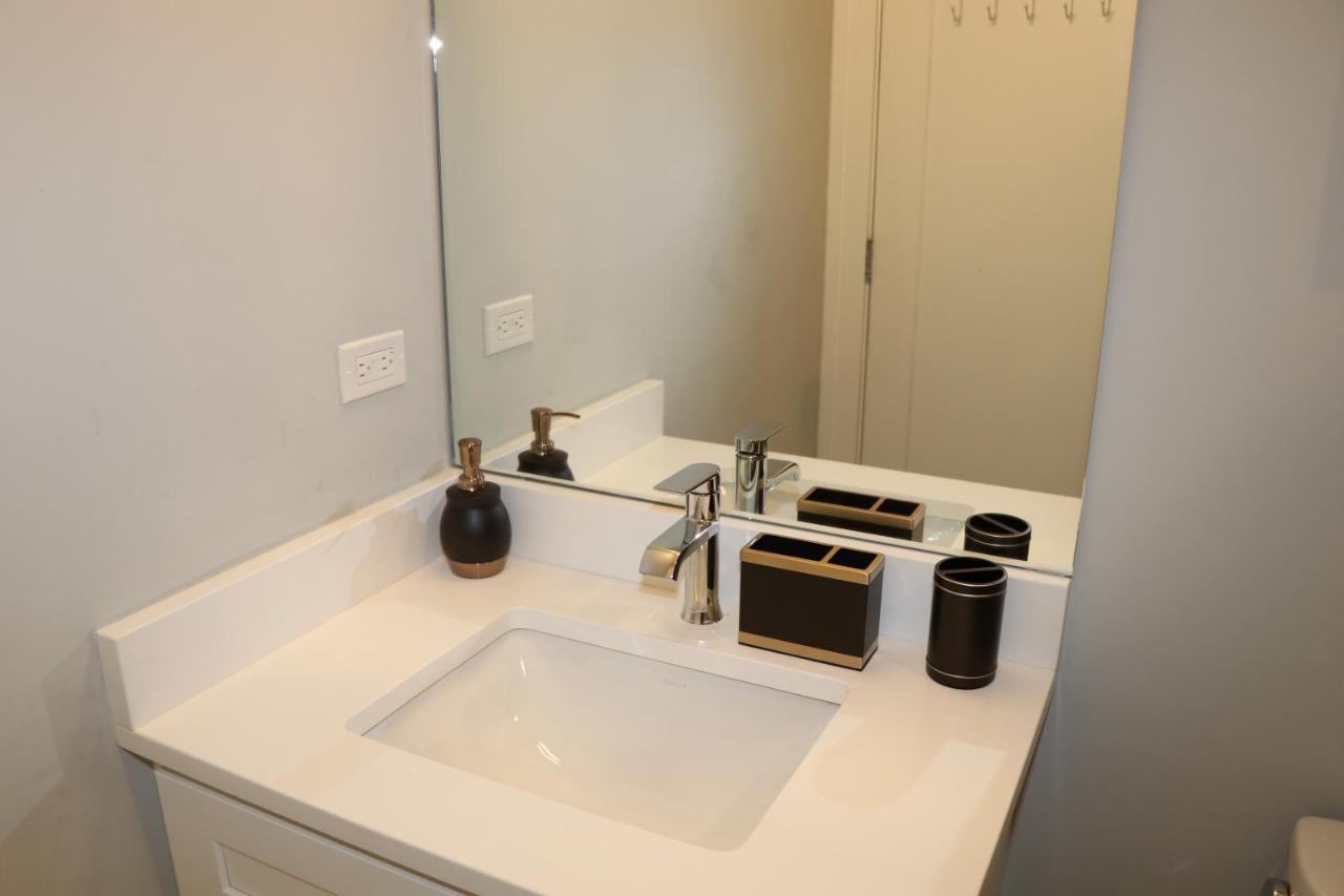 Апартаменти Chicago Exquisite Haven 2Bed 2Bath Near Downtown And United Center Екстер'єр фото
